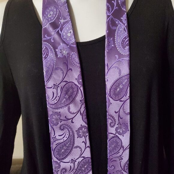 Arrow Purple Paisley & Floral Silk Tie - Picture 2 of 5